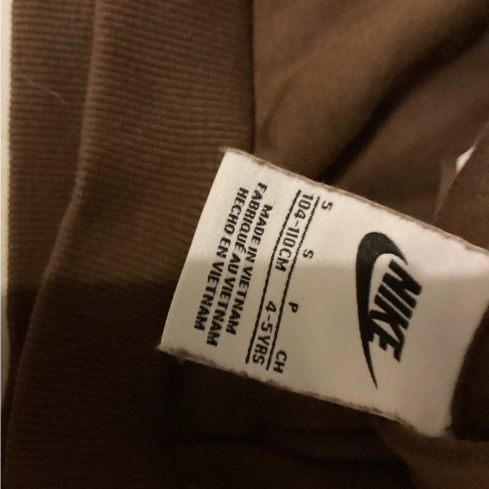 Nike Small 4-5 years Brown Tracksuit with Hoodie - Picture 4 of 5
